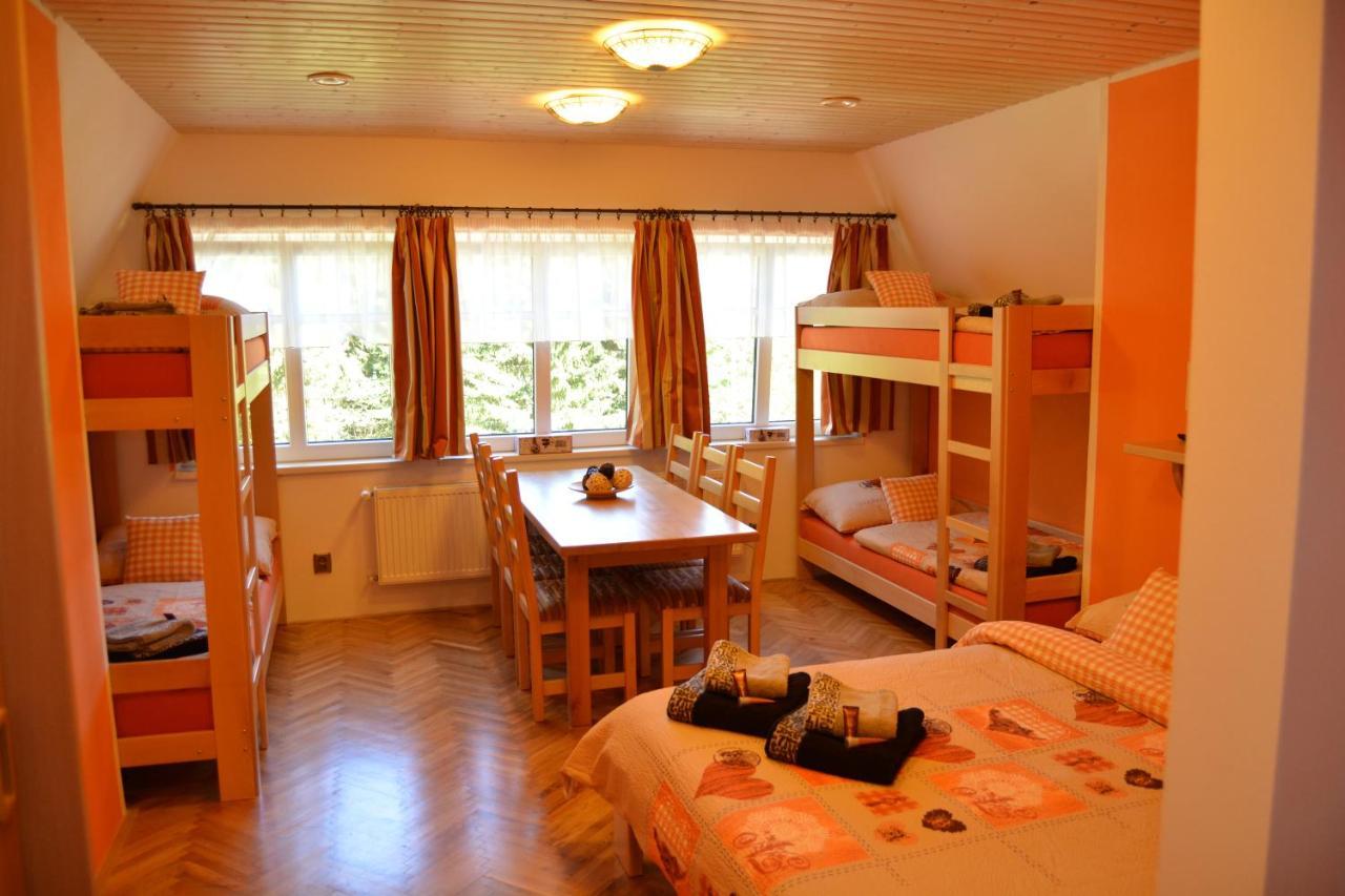 Horska Chata Milire Pec pod Snezkou Luaran gambar